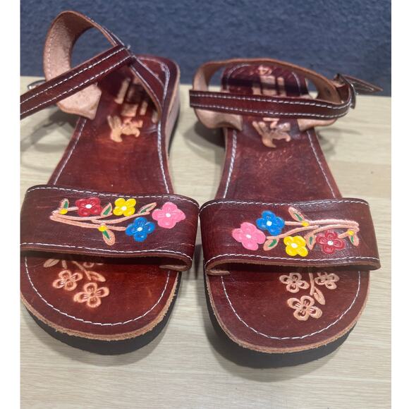 Artesanos Campos Torres Beautifully Handcrafted Woman/Girls Sandals Size 4 - Picture 7 of 7